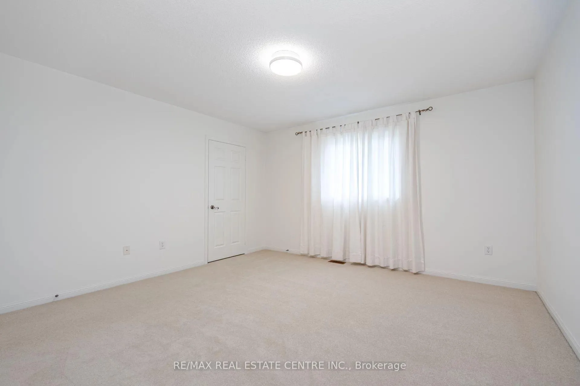 Photo 33 of 616 Greenhill Avenue, Oshawa, Samac — HOMEH