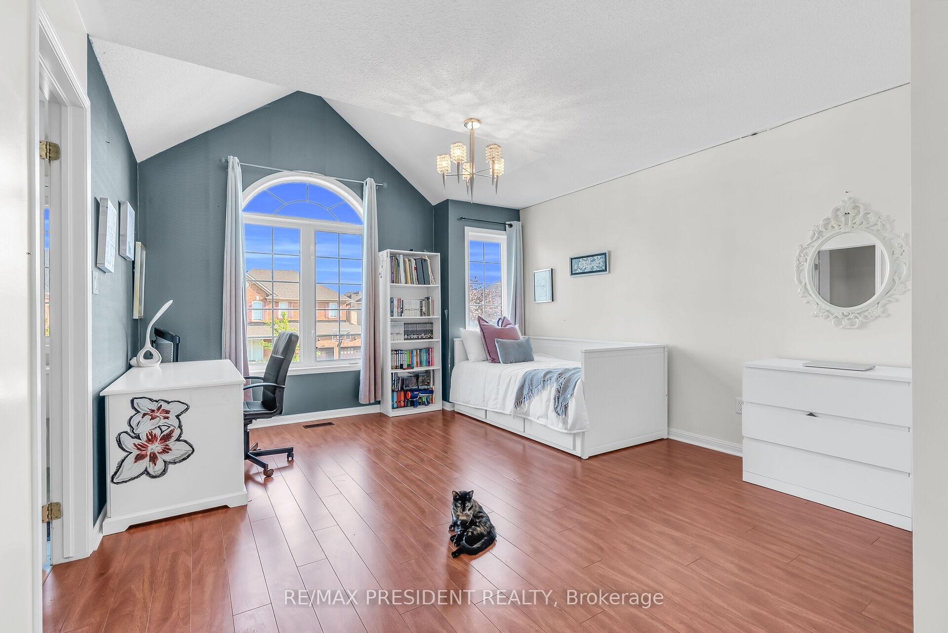 Photo 30 of 66 Bayhampton Drive, Brampton, Vales of Castlemore — HOMEH