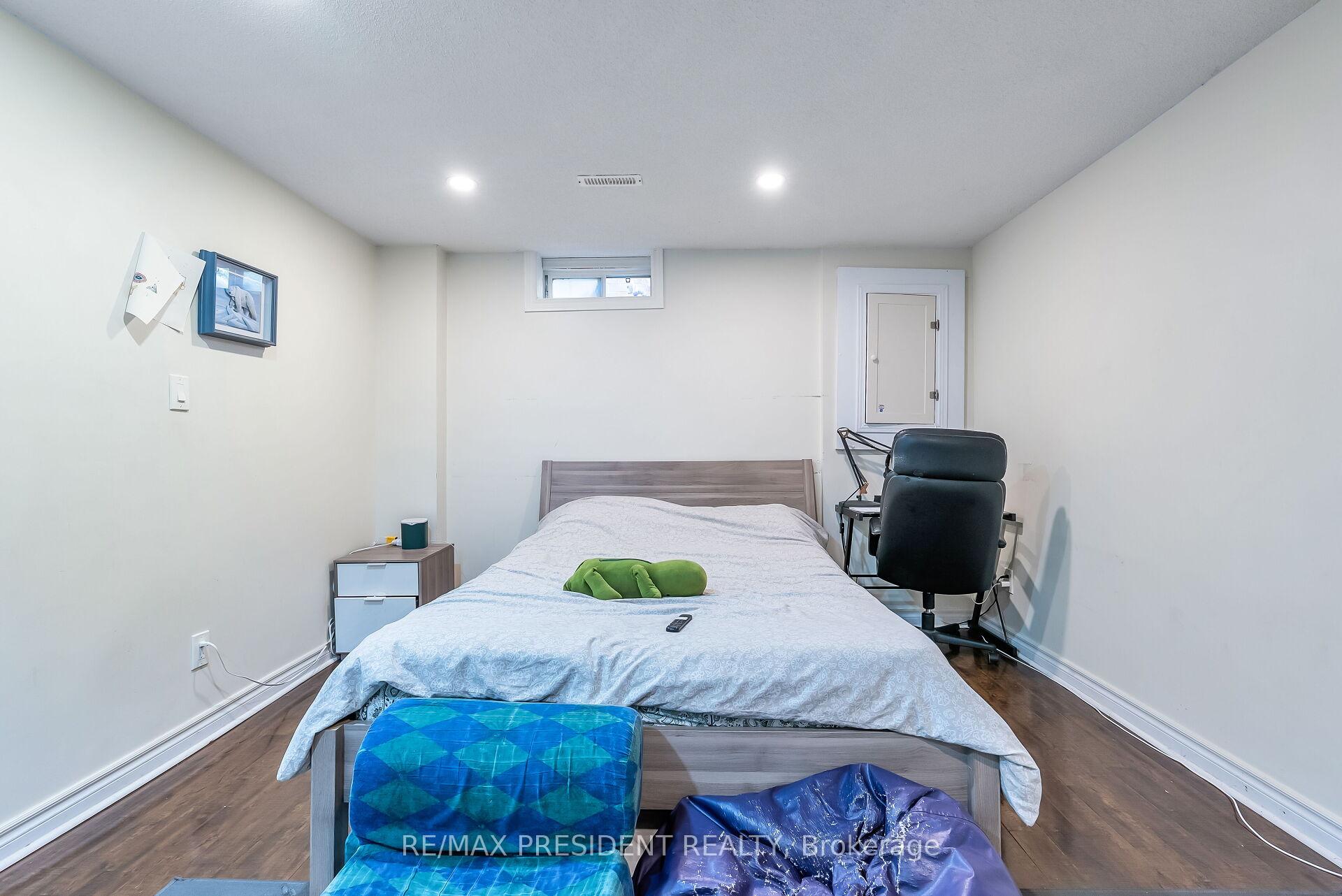 Photo 35 of 66 Bayhampton Drive, Brampton, Vales of Castlemore — HOMEH