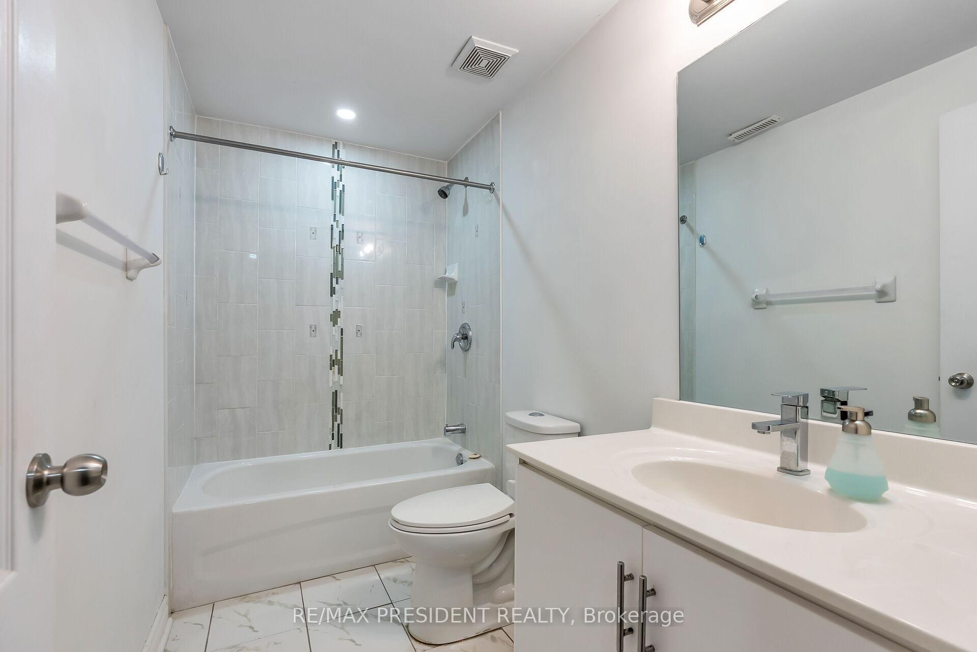 Photo 37 of 66 Bayhampton Drive, Brampton, Vales of Castlemore — HOMEH
