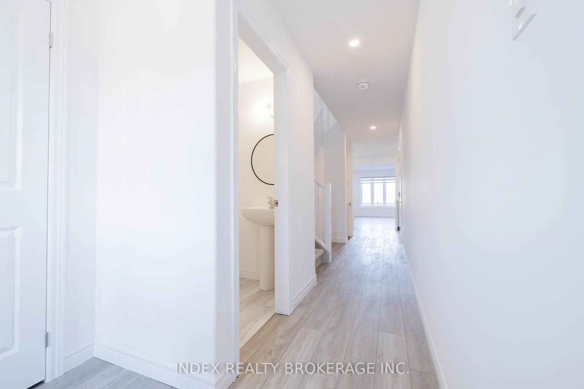 Photo 4 of Unit 5, 29 Schuyler Street, Brant, Paris — HOMEH