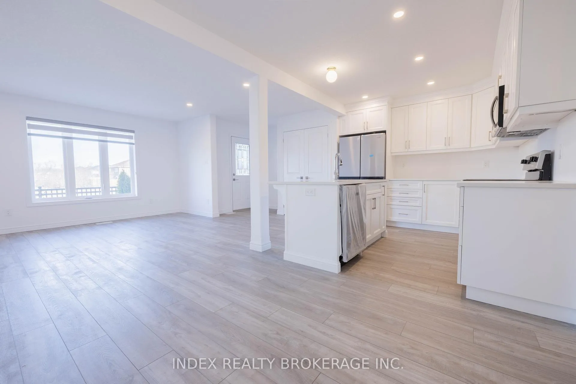 Photo 11 of Unit 5, 29 Schuyler Street, Brant, Paris — HOMEH