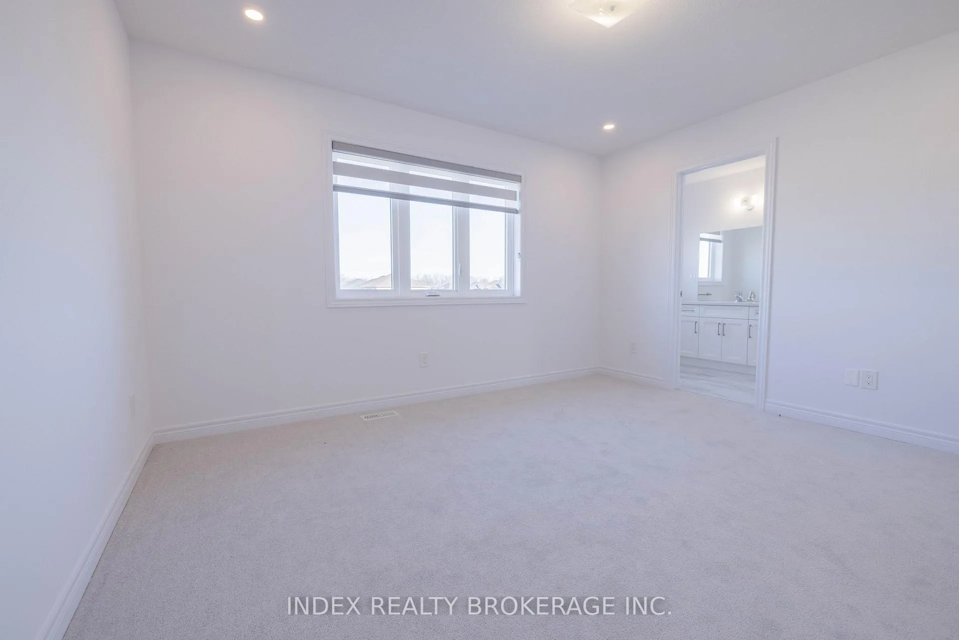Photo 16 of Unit 5, 29 Schuyler Street, Brant, Paris — HOMEH