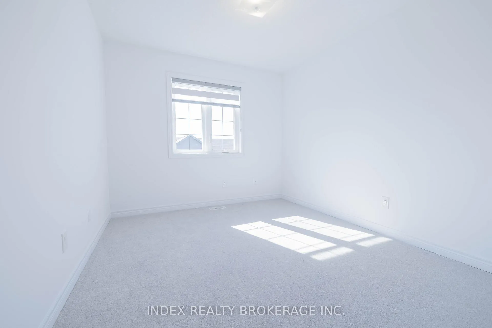 Photo 26 of Unit 5, 29 Schuyler Street, Brant, Paris — HOMEH