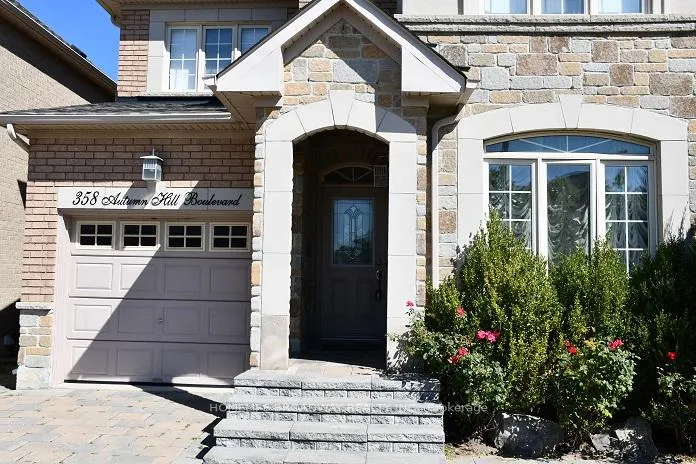 Photo 2 of 358 Autumn Hill Boulevard, Vaughan, Patterson — HOMEH