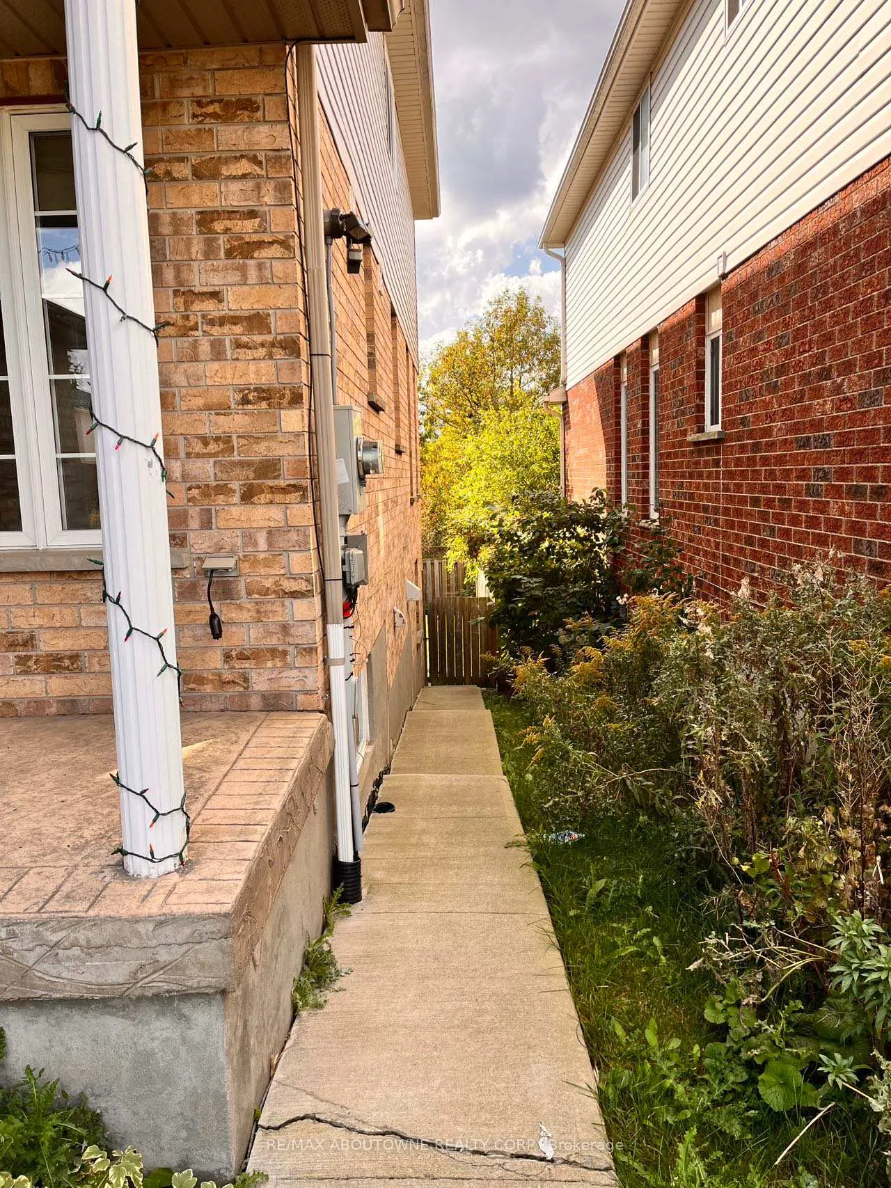 Photo 3 of Unit BSMT, 3 Drohan Drive, Guelph, Clairfields/Hanlon Business Park — HOMEH