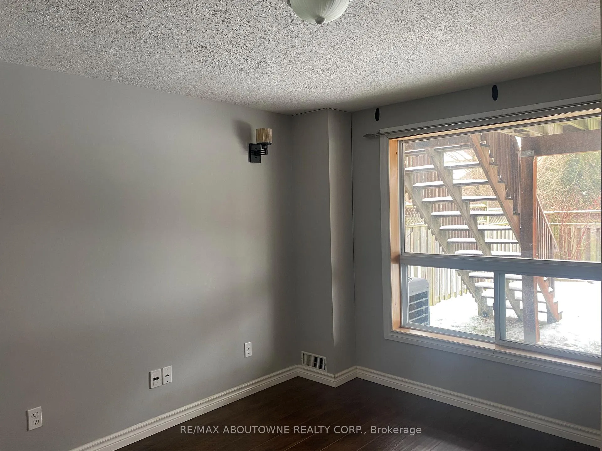 Photo 12 of Unit BSMT, 3 Drohan Drive, Guelph, Clairfields/Hanlon Business Park — HOMEH