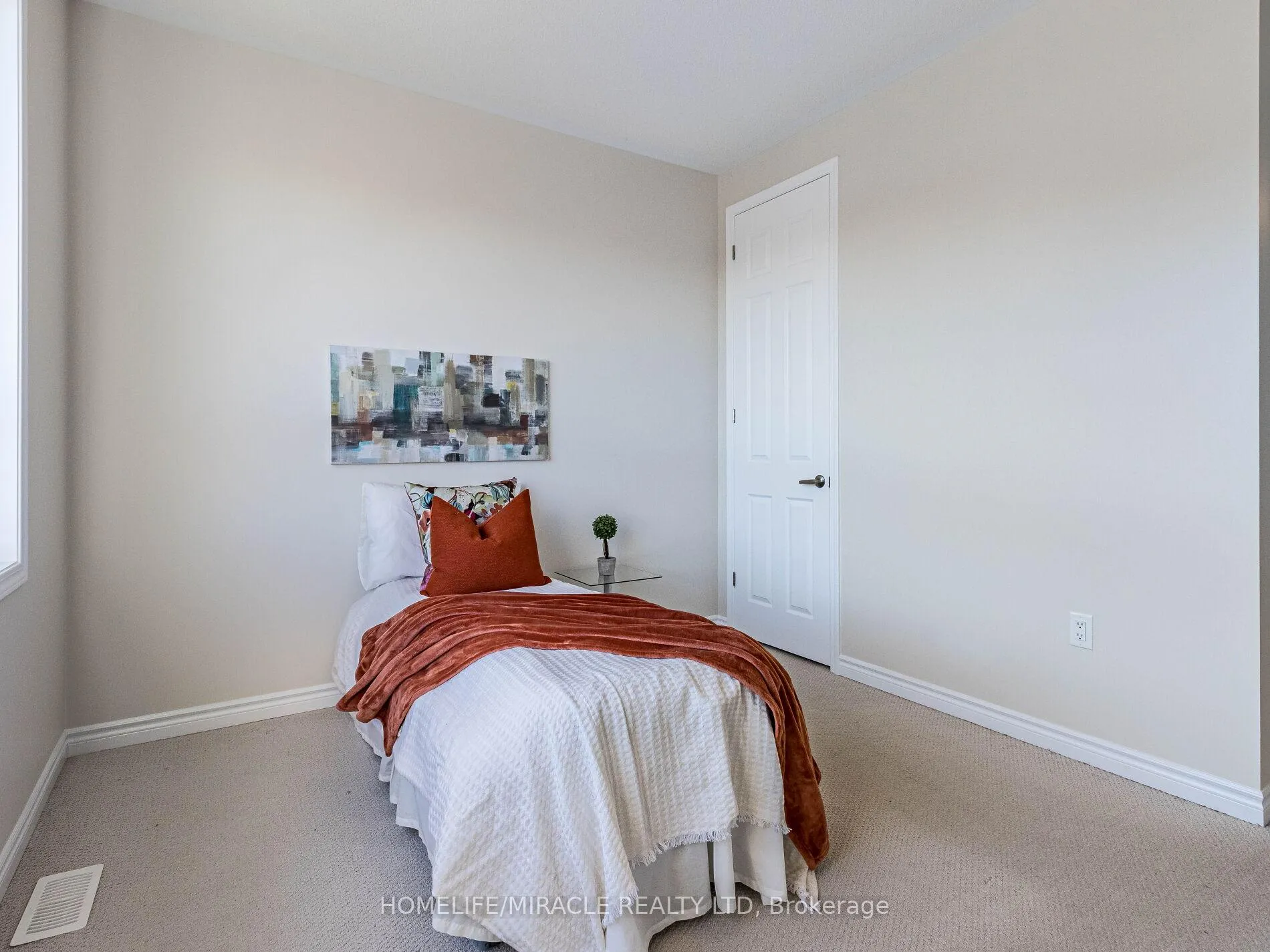 Photo 30 of 12 Callahan Court, Brampton, Northwest Brampton — HOMEH