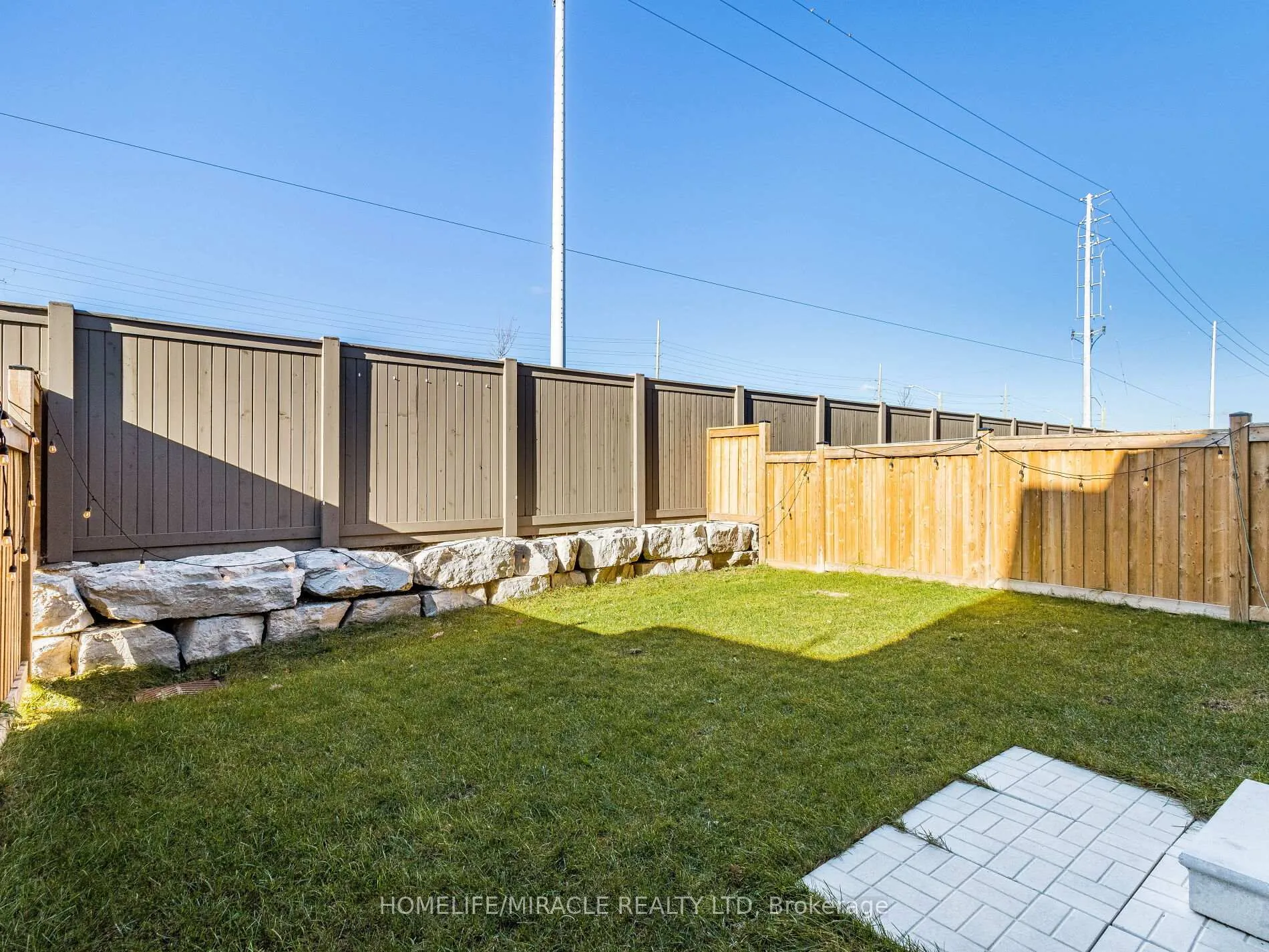 Photo 37 of 12 Callahan Court, Brampton, Northwest Brampton — HOMEH