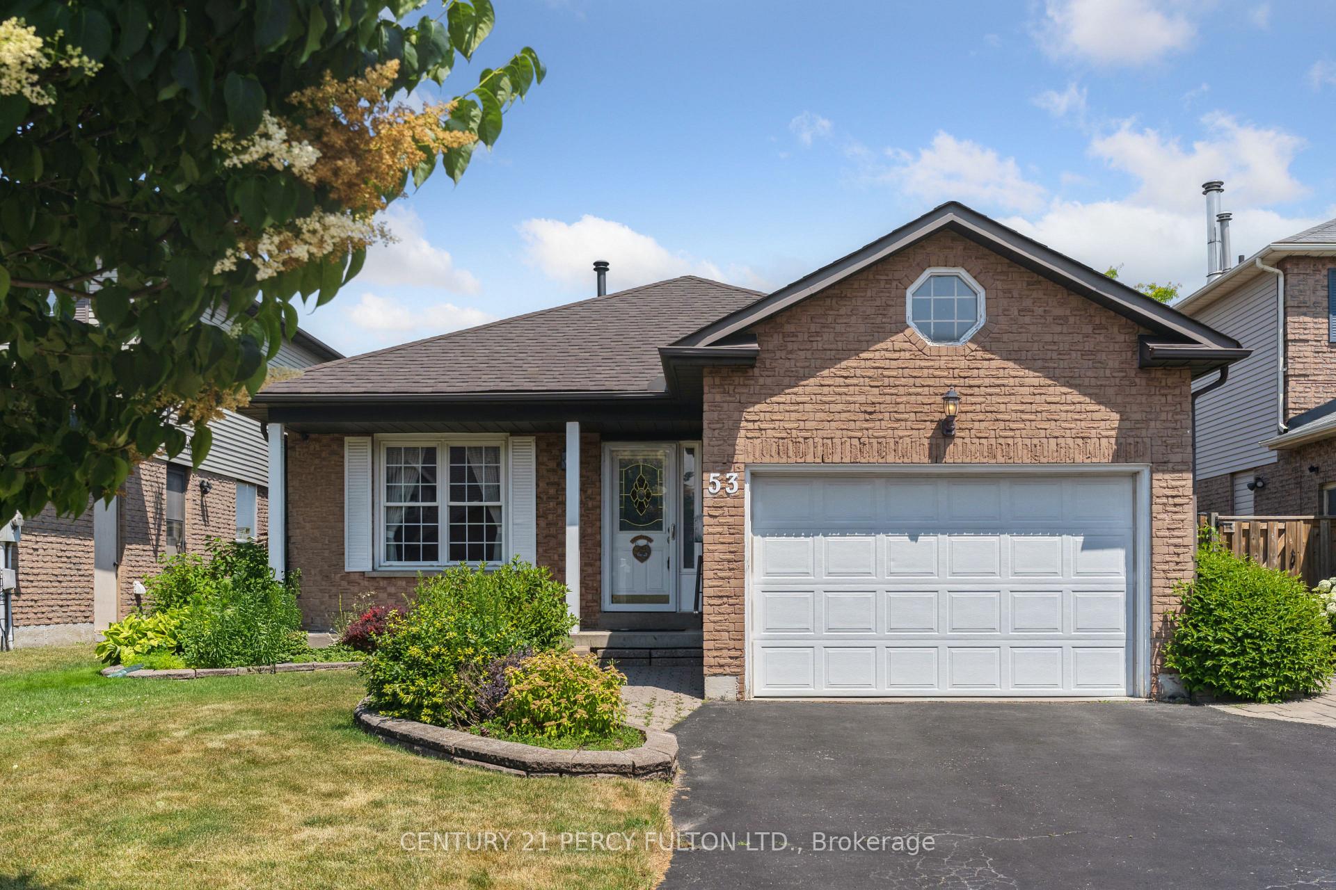 Photo 2 of 53 Sandringham Drive, Clarington, Courtice — HOMEH