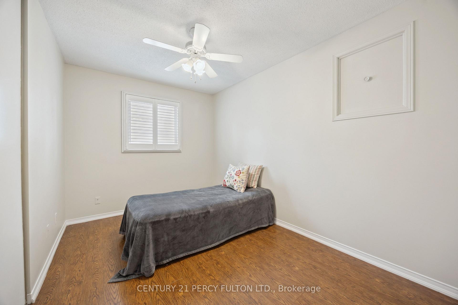 Photo 24 of 53 Sandringham Drive, Clarington, Courtice — HOMEH