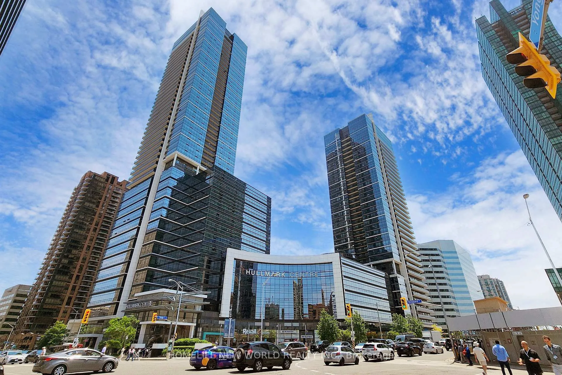 Front of Unit 2825, 5 Sheppard Avenue E