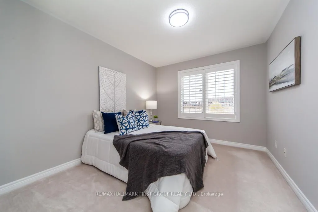 Photo 24 of 35 Crossbrooks Street, Markham, Cornell — HOMEH