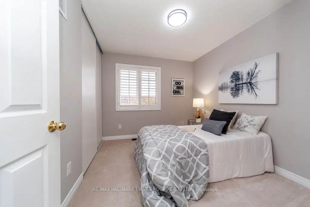 Photo 30 of 35 Crossbrooks Street, Markham, Cornell — HOMEH