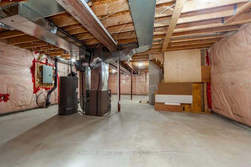 Photo 35 of 35 Crossbrooks Street, Markham, Cornell — HOMEH
