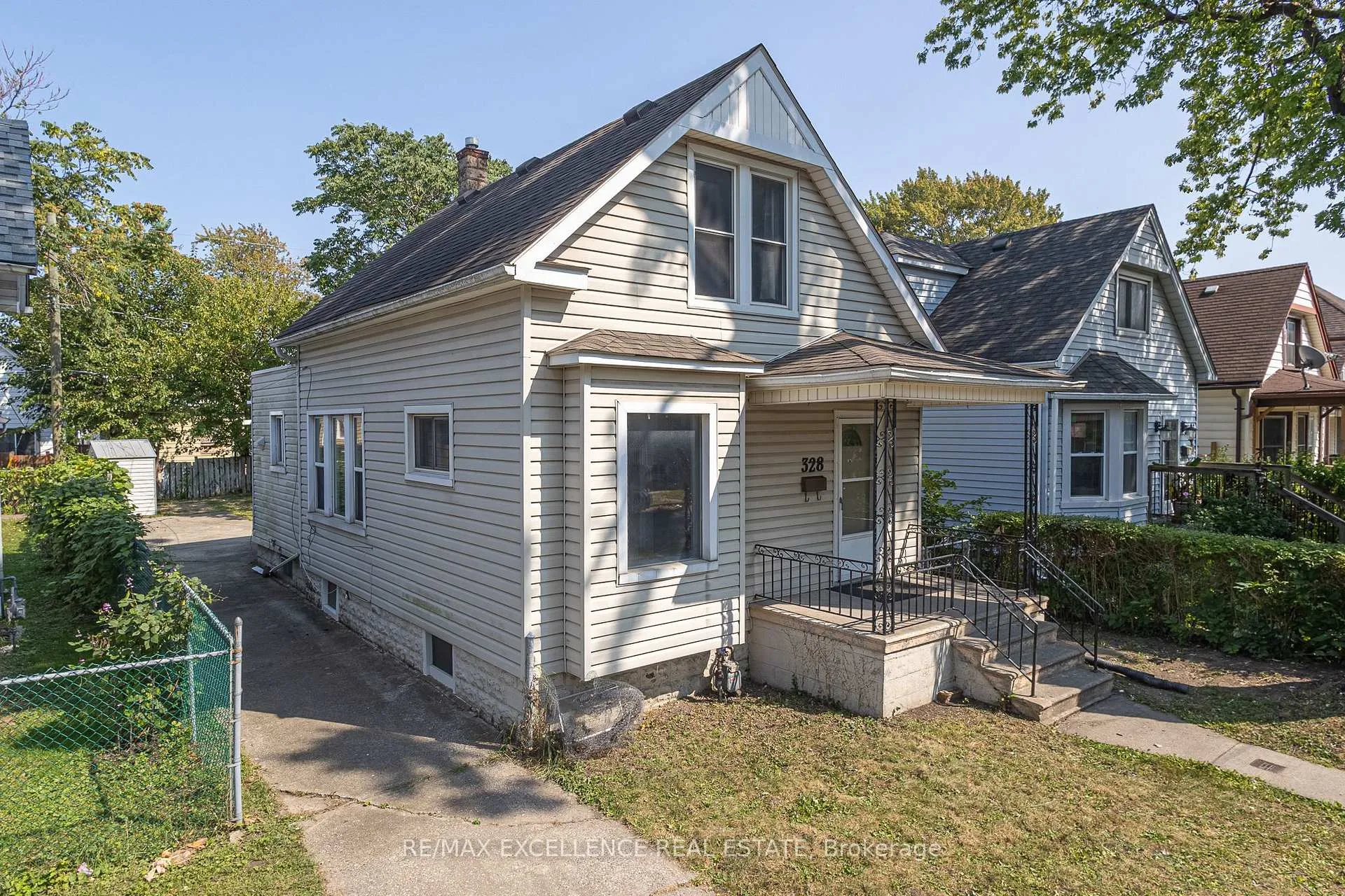 Photo 2 of 328 Bridge Avenue, Windsor — HOMEH
