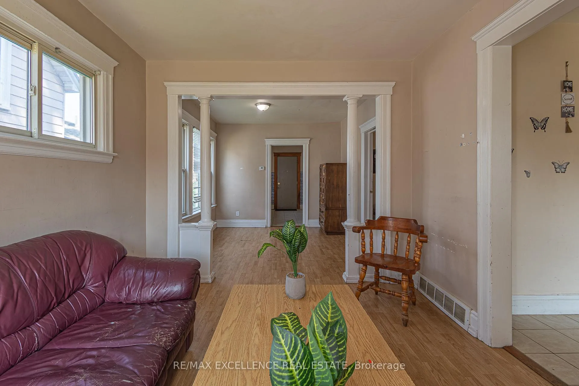 Photo 8 of 328 Bridge Avenue, Windsor — HOMEH