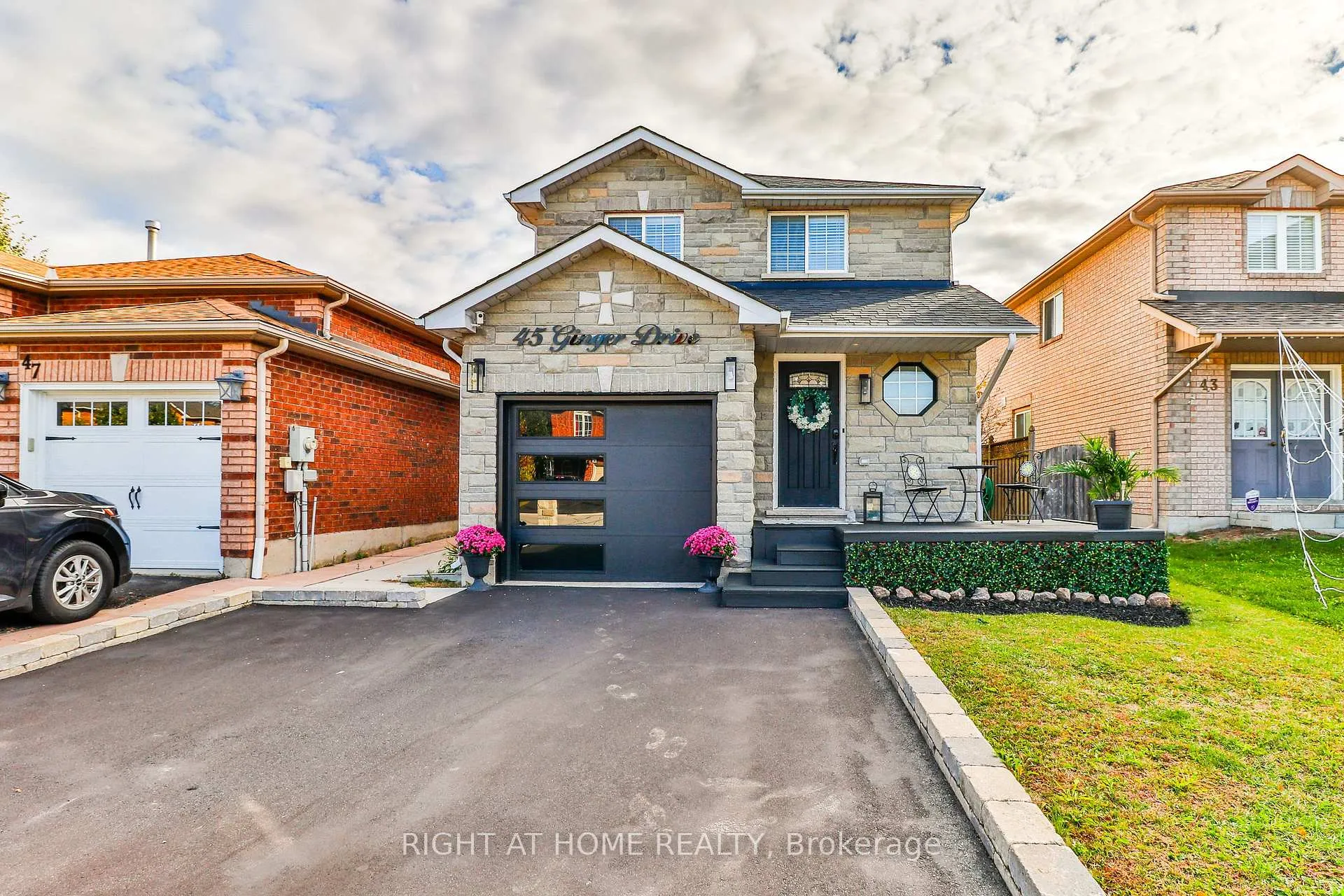 Photo 1 of 45 Ginger Drive, Barrie, Holly — HOMEH