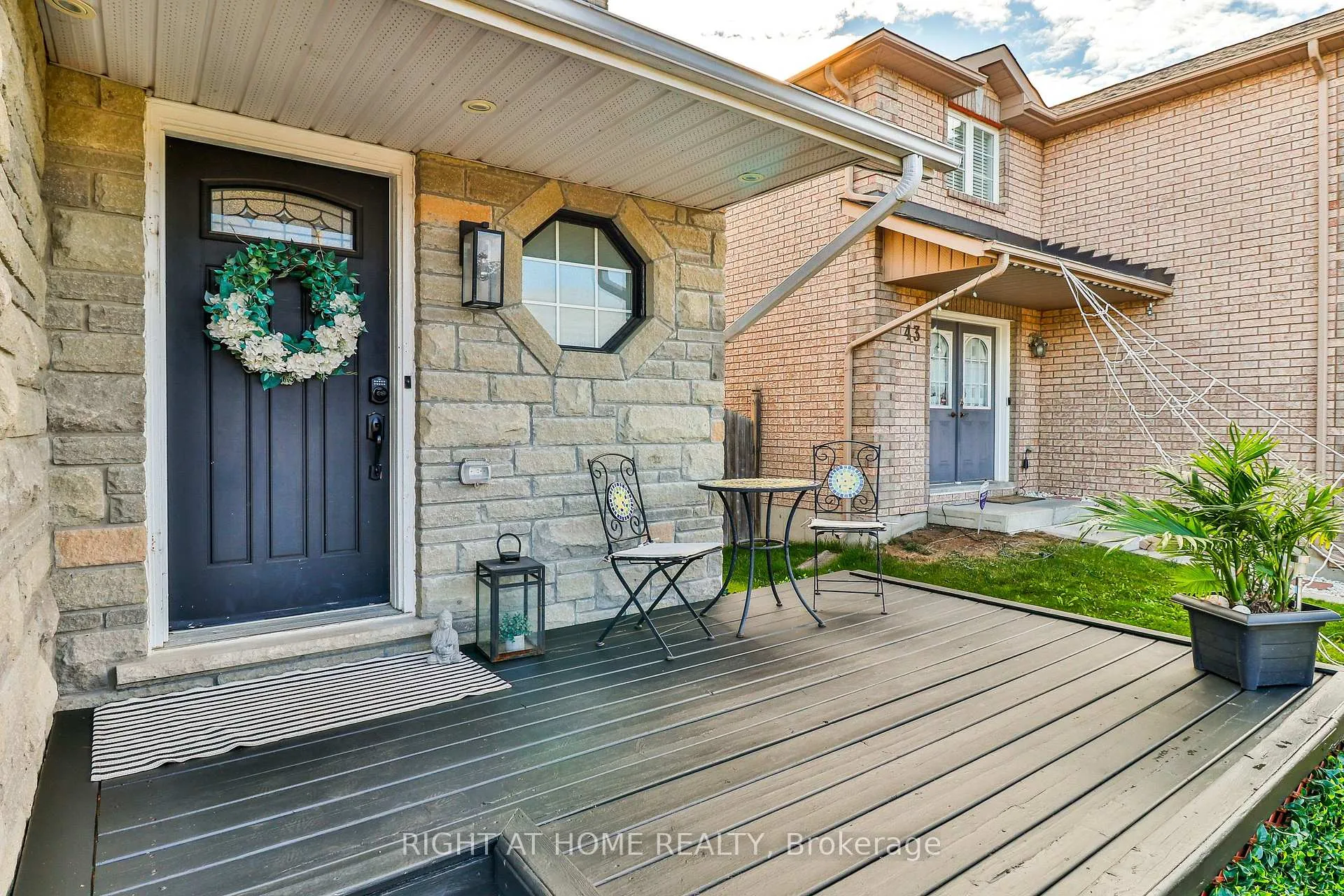 Photo 5 of 45 Ginger Drive, Barrie, Holly — HOMEH
