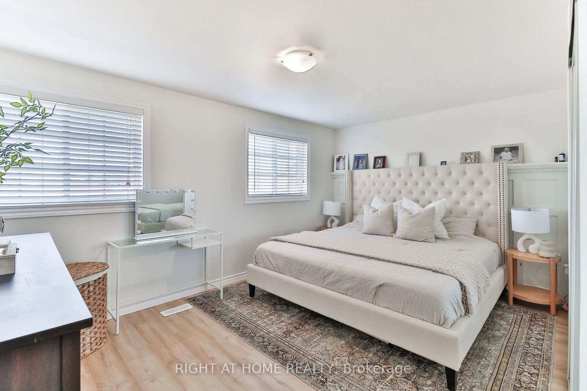 Photo 19 of 45 Ginger Drive, Barrie, Holly — HOMEH