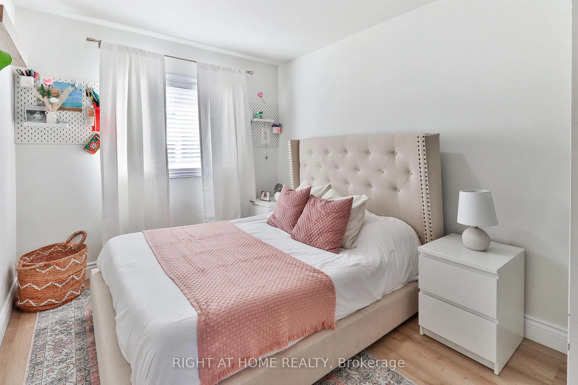 Photo 22 of 45 Ginger Drive, Barrie, Holly — HOMEH
