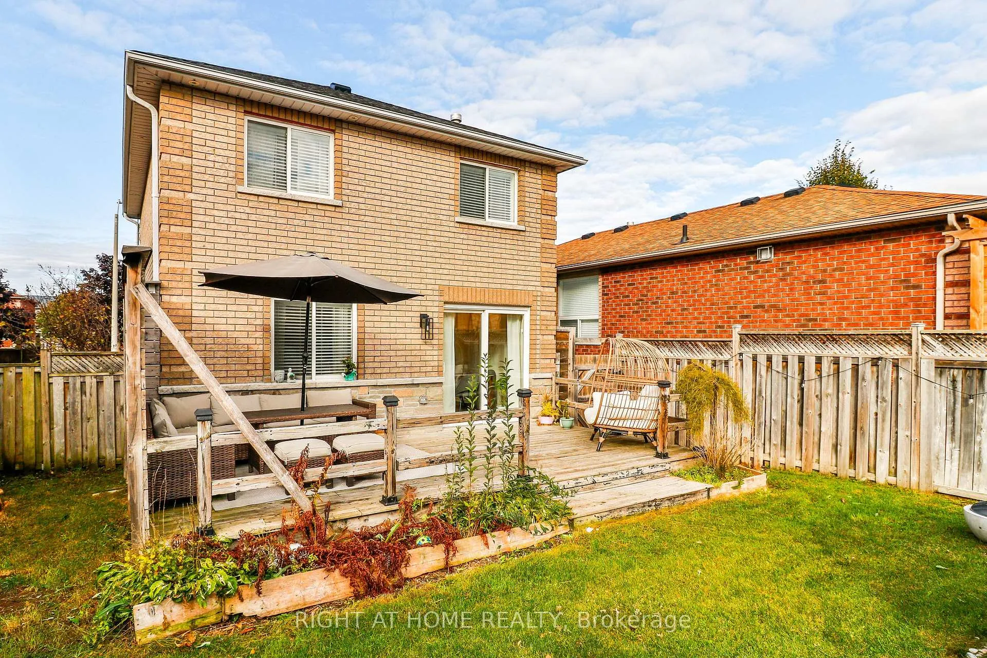 Photo 31 of 45 Ginger Drive, Barrie, Holly — HOMEH