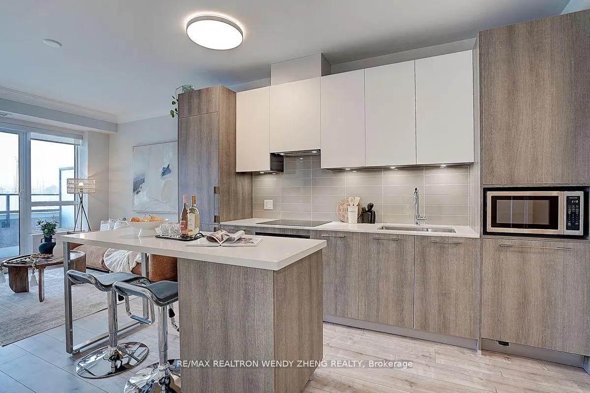 Photo 6 of Unit 207, 18 Water Walk Drive, Markham, Unionville — HOMEH