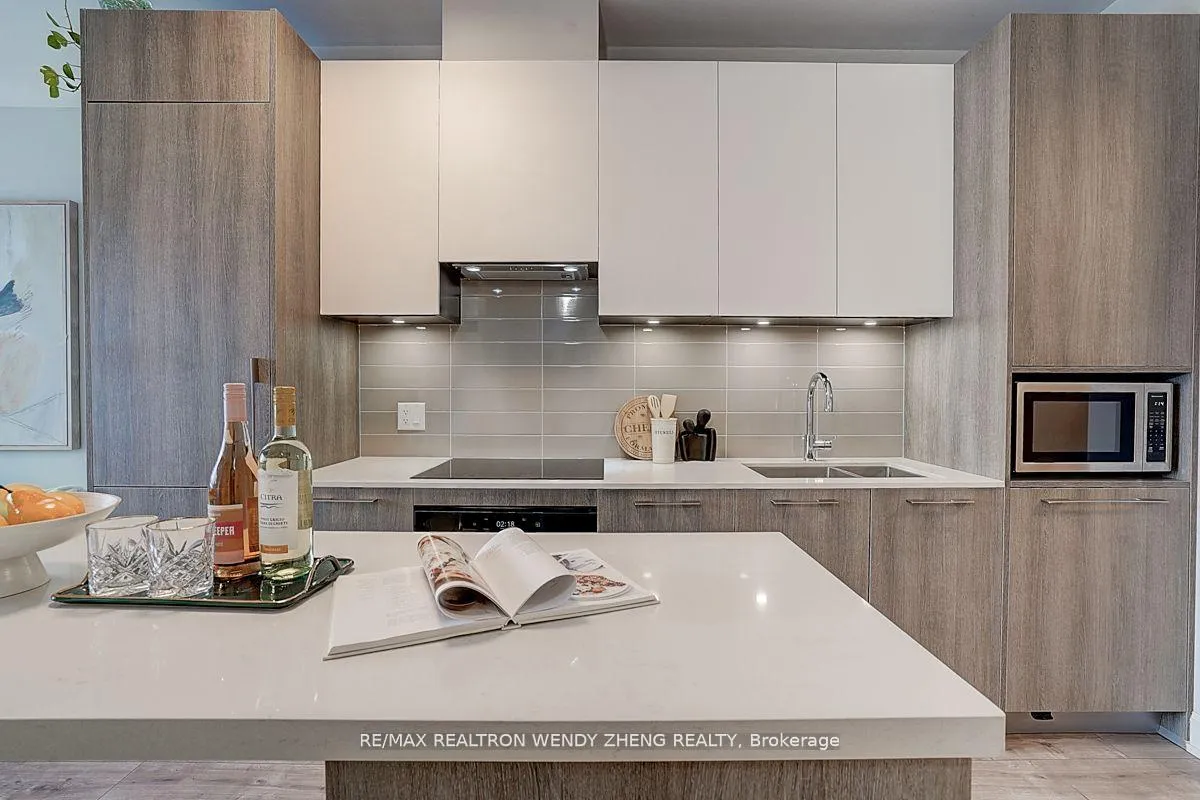 Photo 9 of Unit 207, 18 Water Walk Drive, Markham, Unionville — HOMEH