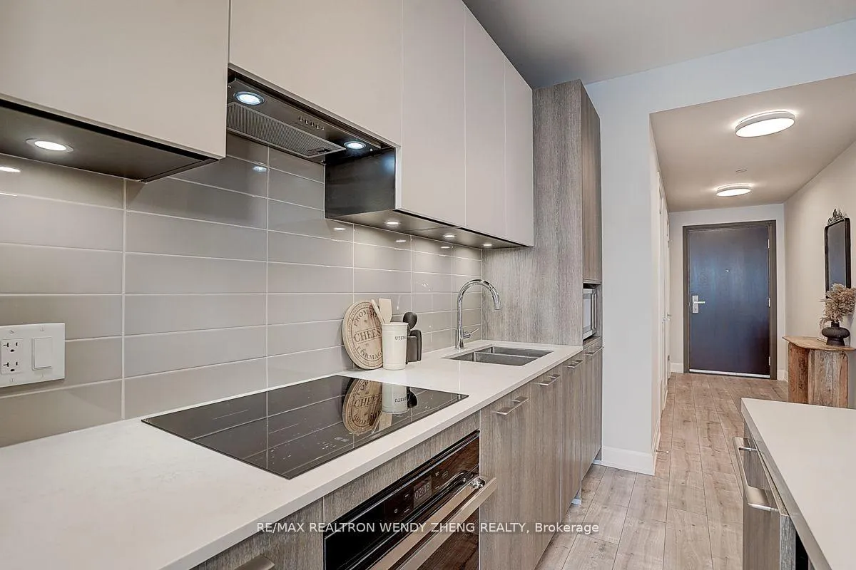 Photo 10 of Unit 207, 18 Water Walk Drive, Markham, Unionville — HOMEH