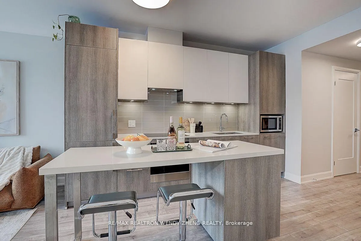 Photo 11 of Unit 207, 18 Water Walk Drive, Markham, Unionville — HOMEH