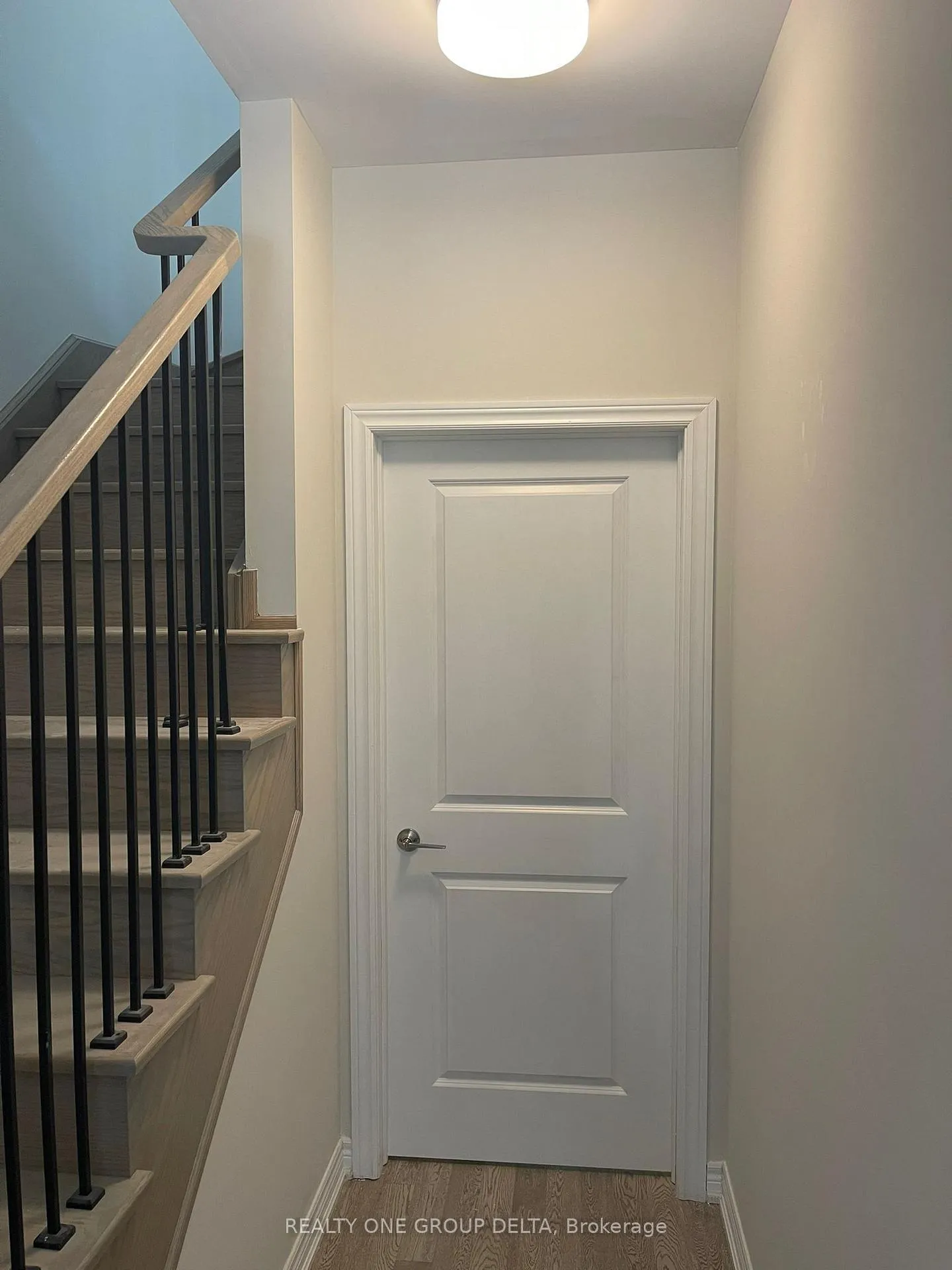 Photo 21 of 57 Folcroft (Main,2nd,3rd) Street, Brampton, Credit Valley — HOMEH