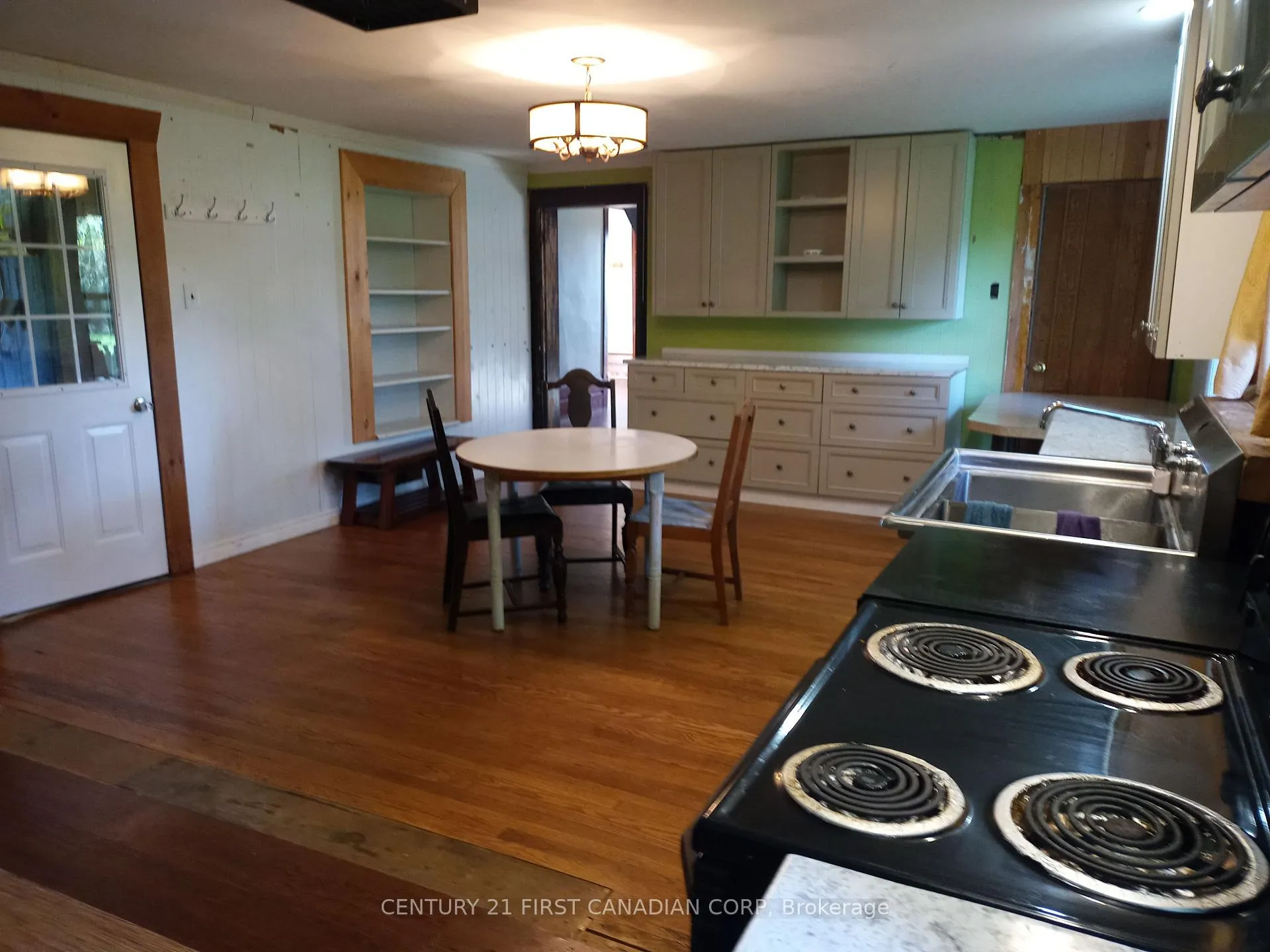 Photo 7 of 14559 Talbot Line, Chatham-Kent, Muirkirk — HOMEH