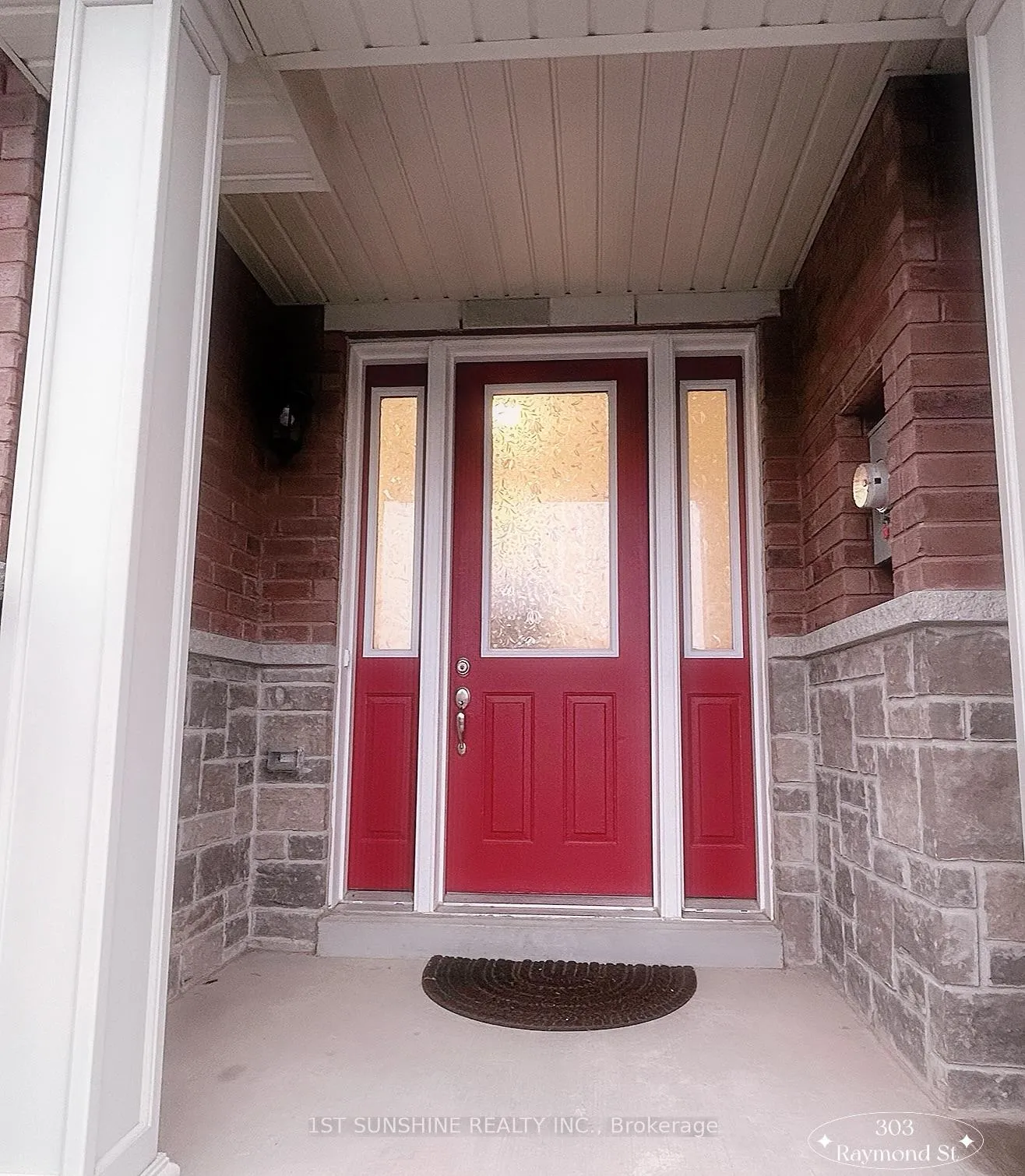 Photo 5 of 303 Raymond Road, Hamilton, Meadowlands — HOMEH