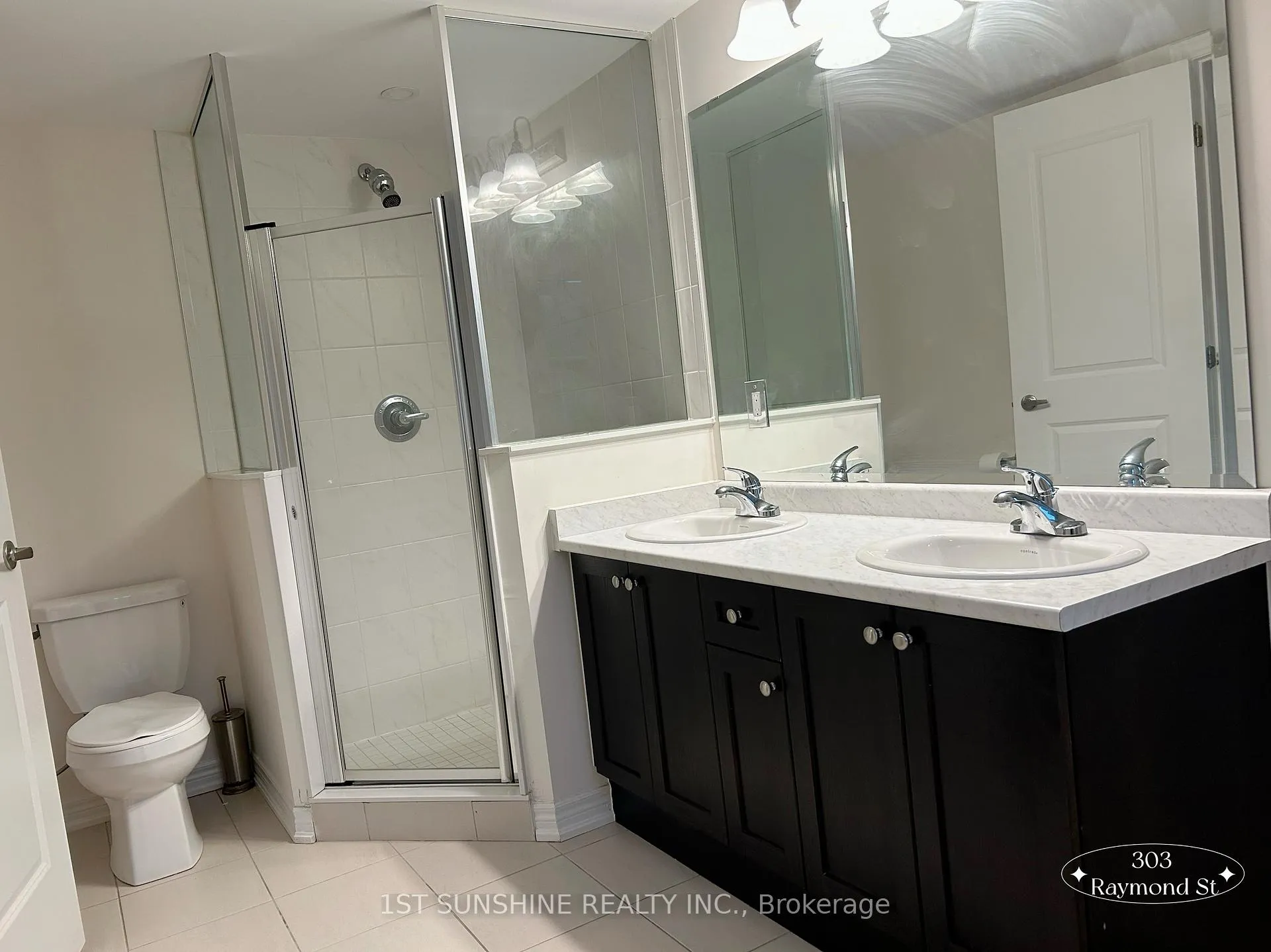 Photo 12 of 303 Raymond Road, Hamilton, Meadowlands — HOMEH