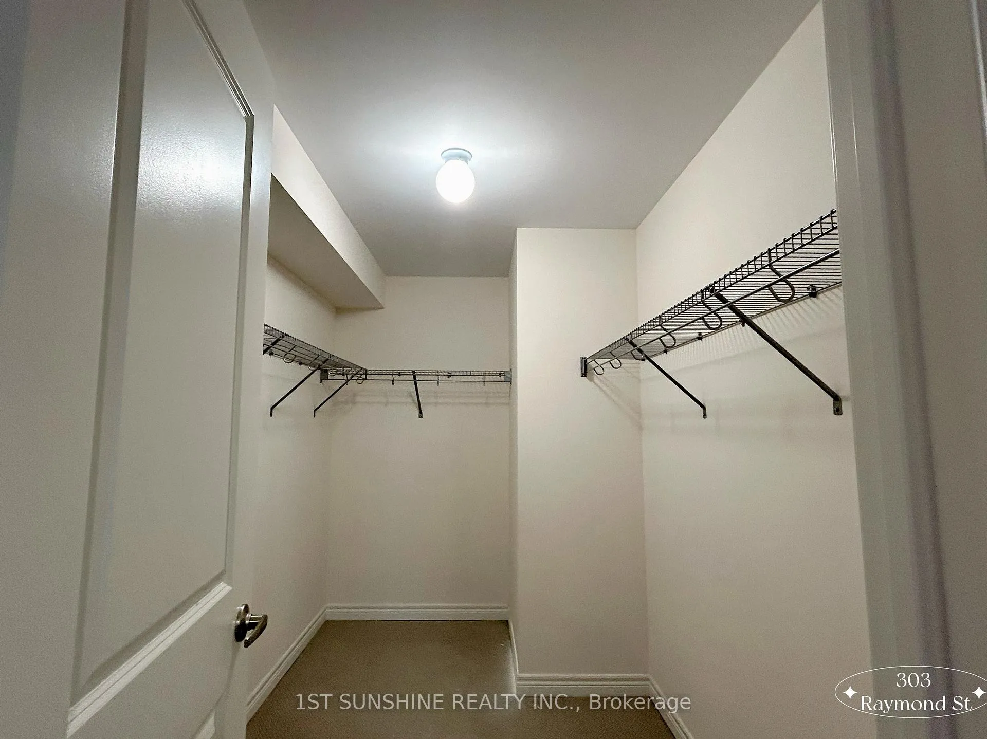 Photo 13 of 303 Raymond Road, Hamilton, Meadowlands — HOMEH