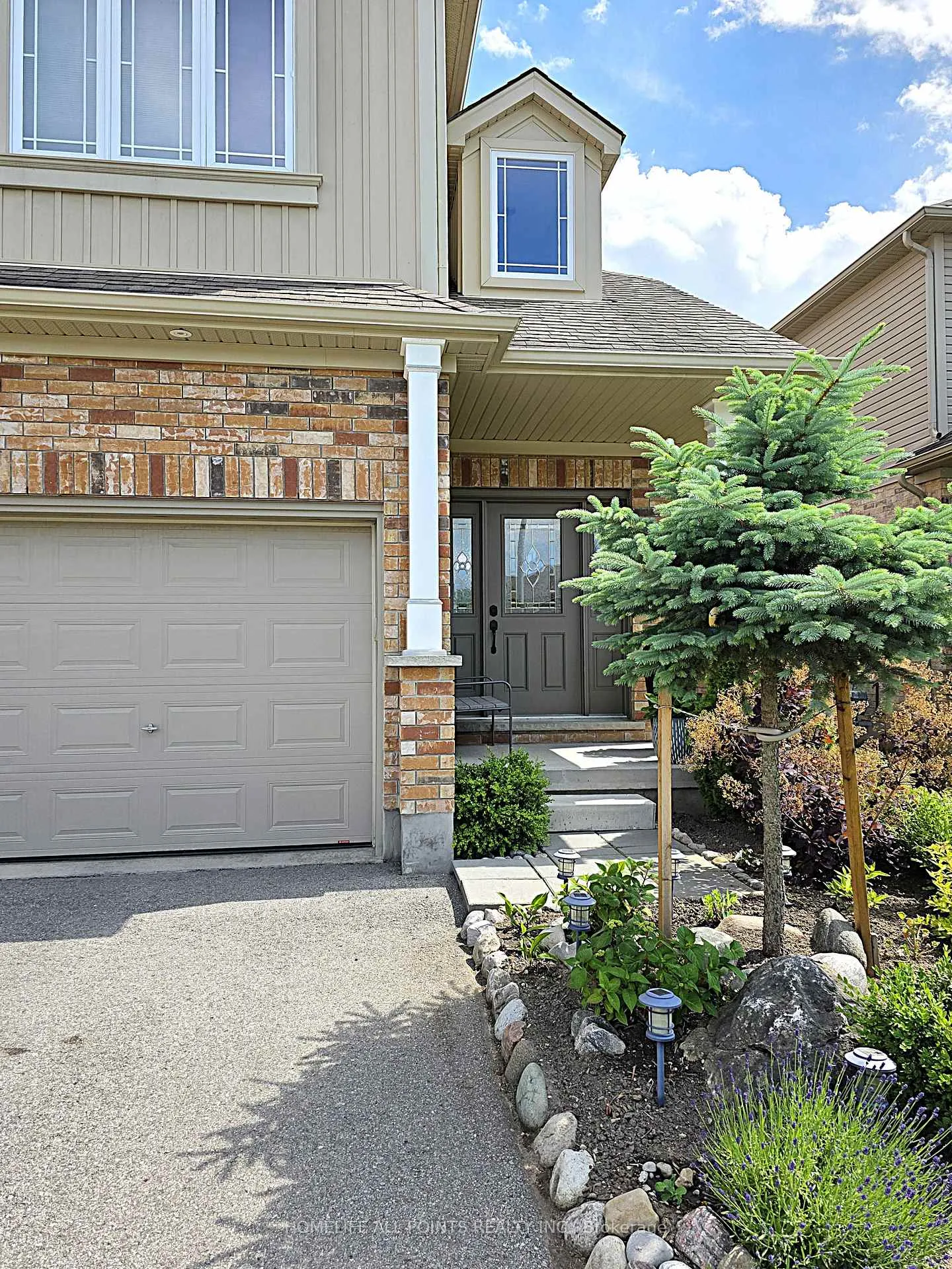 Photo 3 of 158 Gray Avenue, New Tecumseth, Alliston — HOMEH