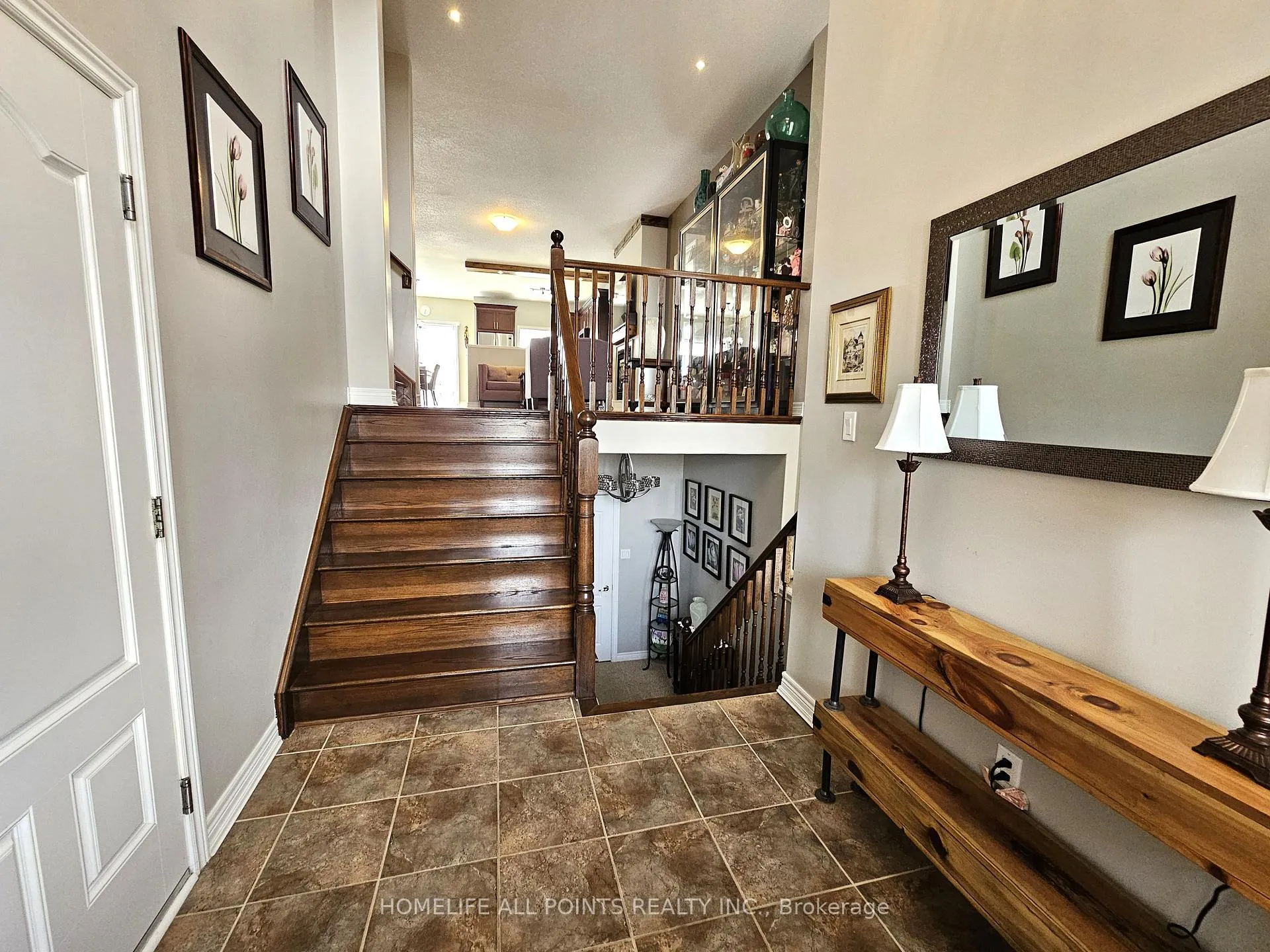 Photo 4 of 158 Gray Avenue, New Tecumseth, Alliston — HOMEH