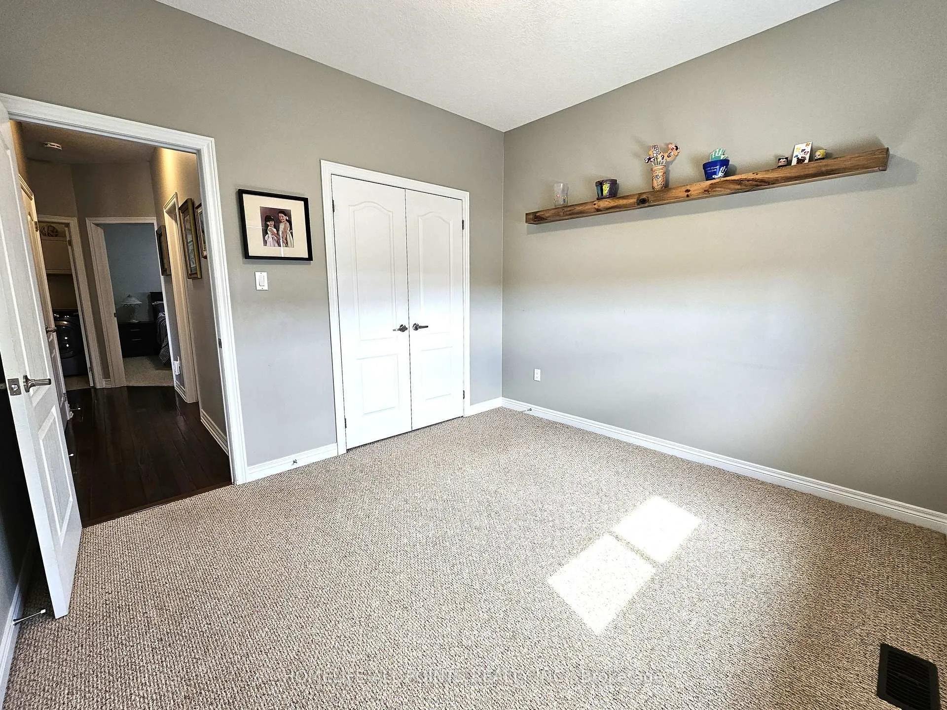 Photo 17 of 158 Gray Avenue, New Tecumseth, Alliston — HOMEH