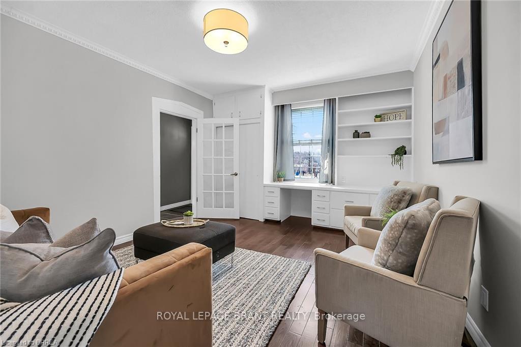 Photo 19 of 6 Charlotte Street, Brant, Paris — HOMEH