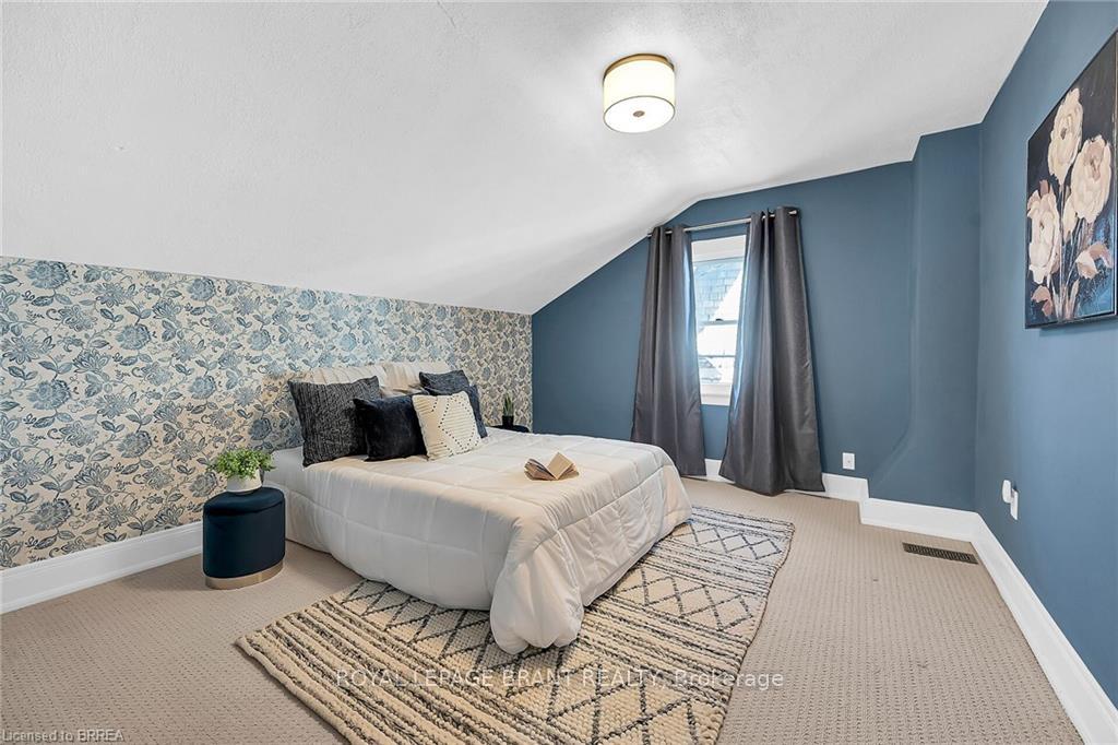 Photo 29 of 6 Charlotte Street, Brant, Paris — HOMEH