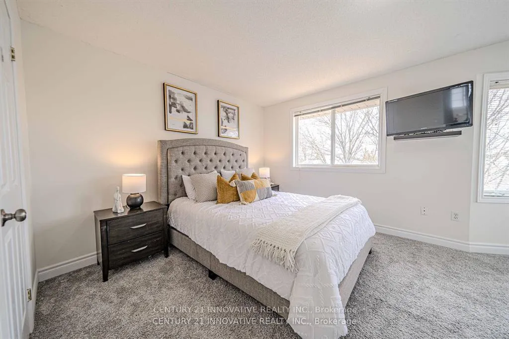 Photo 19 of 29 Brookheath Lane, Hamilton, Mount Hope — HOMEH