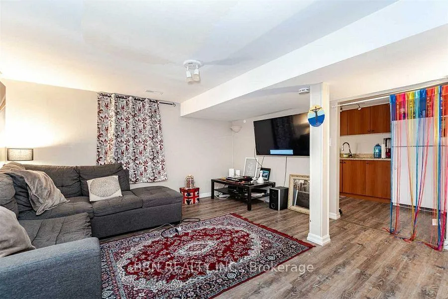 Photo 1 of Unit bsmt, 14 Faversham Court, Brampton, Southgate — HOMEH