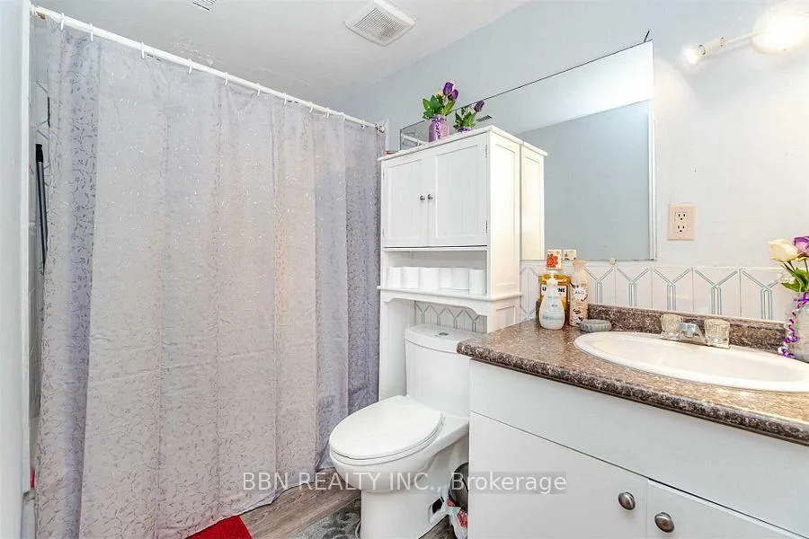 Photo 5 of Unit bsmt, 14 Faversham Court, Brampton, Southgate — HOMEH
