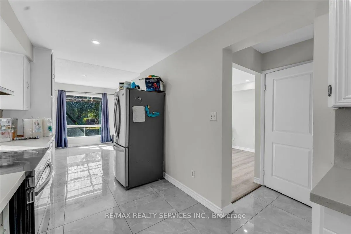 Photo 8 of 188 Simmons Boulevard, Brampton, Madoc — HOMEH