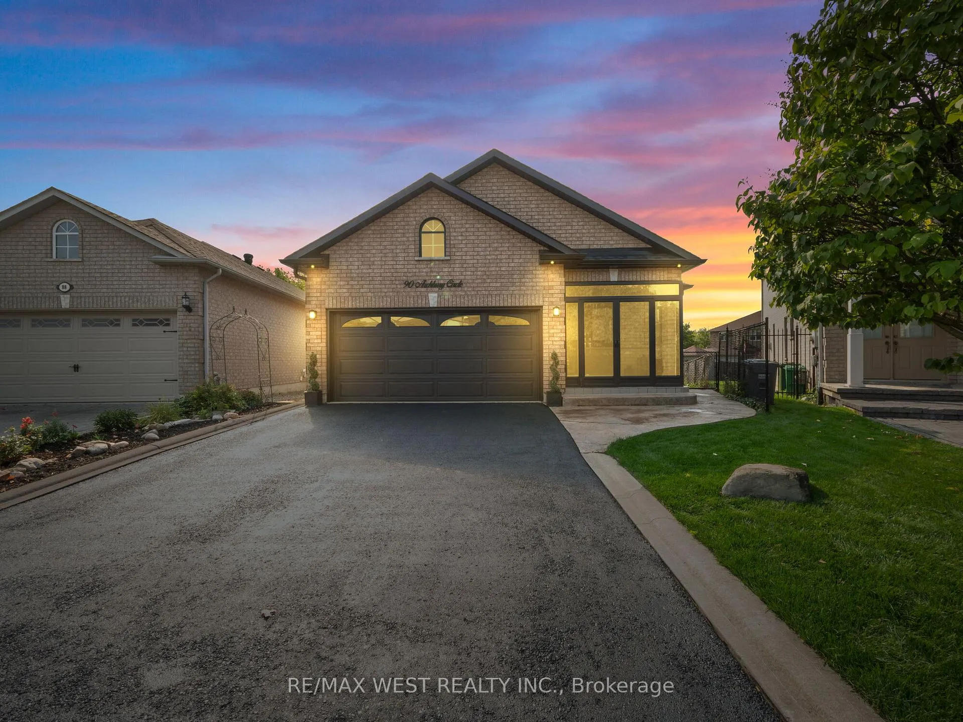 Photo 1 of 90 Archbury Circle, Caledon, Bolton East — HOMEH