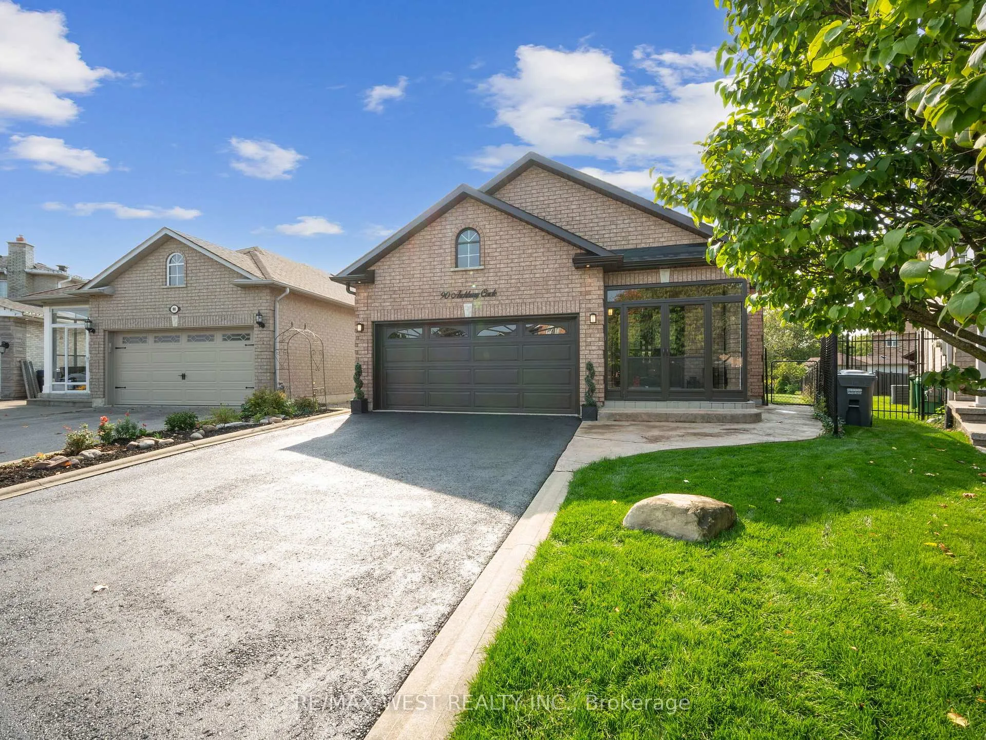Photo 7 of 90 Archbury Circle, Caledon, Bolton East — HOMEH