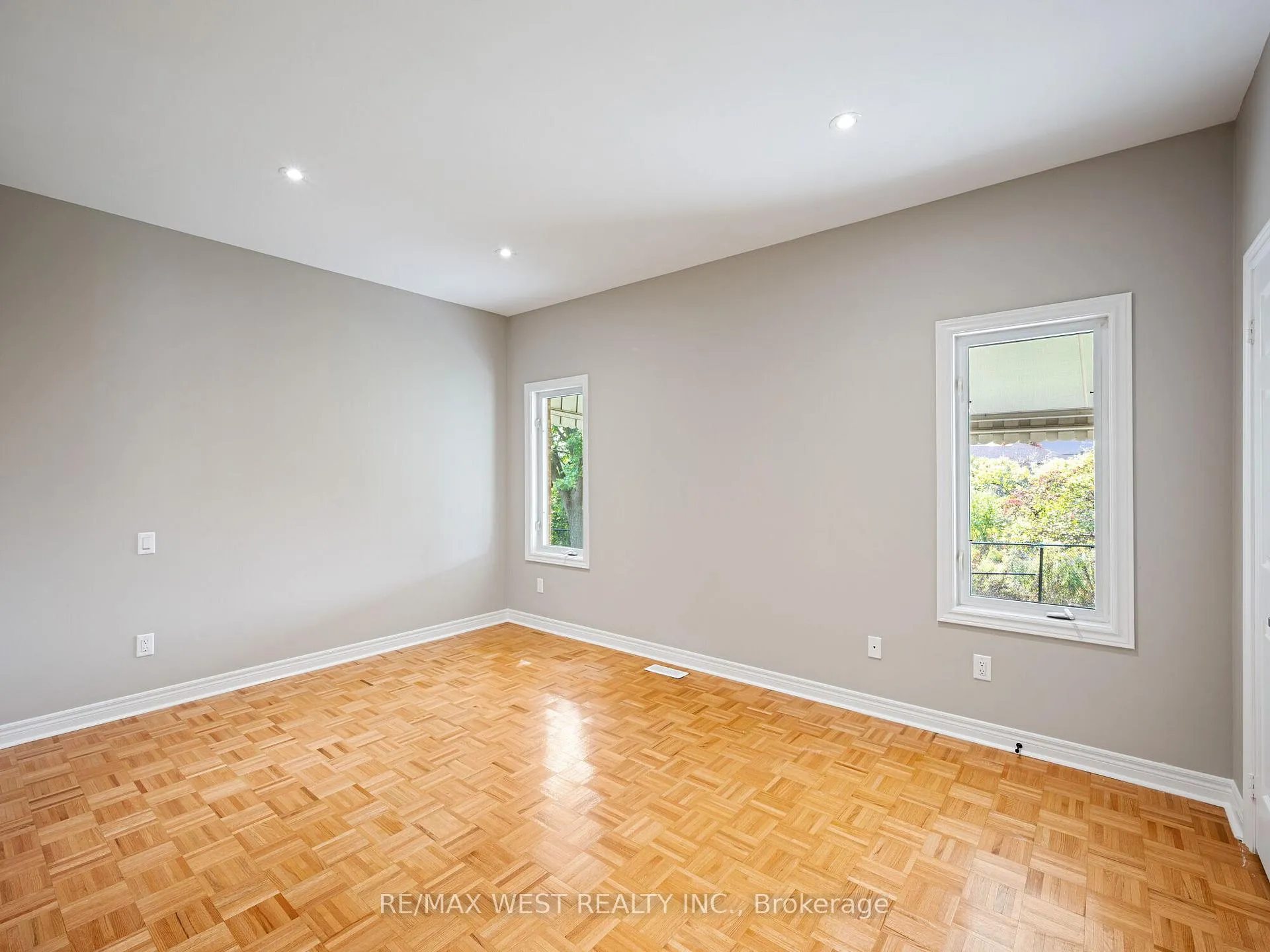 Photo 17 of 90 Archbury Circle, Caledon, Bolton East — HOMEH