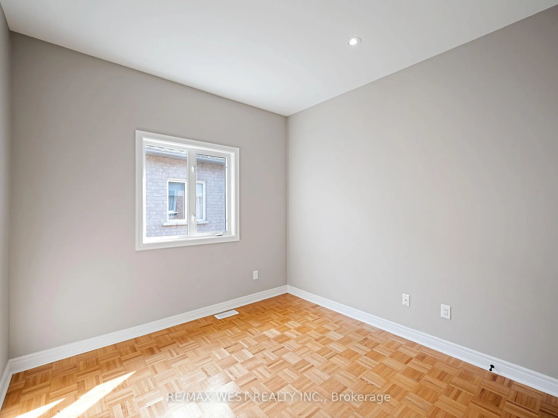 Photo 20 of 90 Archbury Circle, Caledon, Bolton East — HOMEH