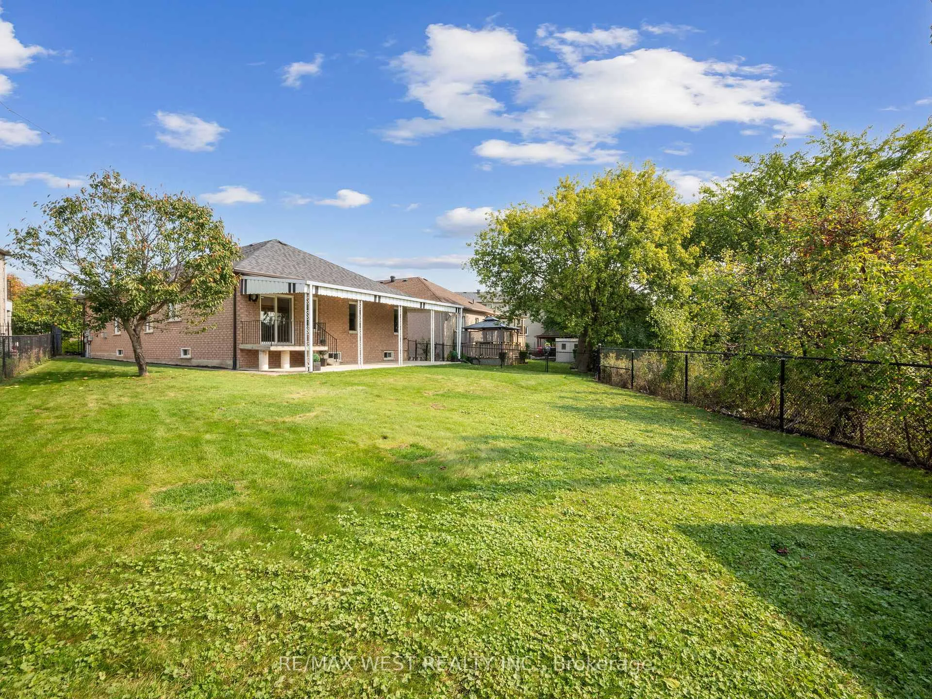 Photo 34 of 90 Archbury Circle, Caledon, Bolton East — HOMEH