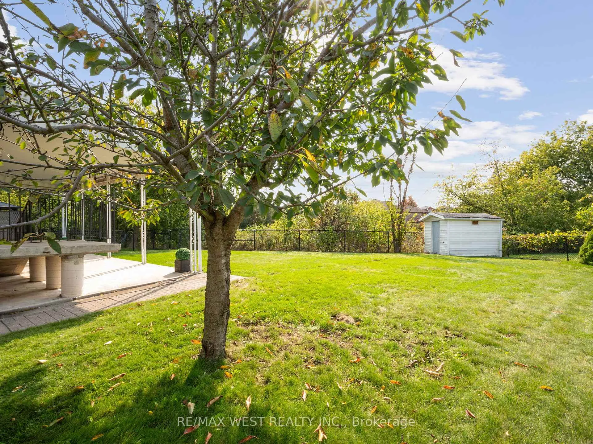 Photo 35 of 90 Archbury Circle, Caledon, Bolton East — HOMEH